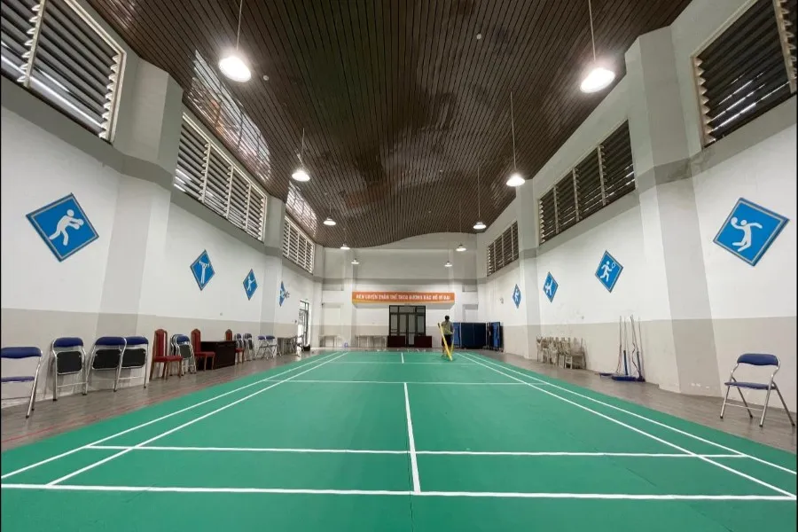 sân cầu lông Quận Tây Hồ