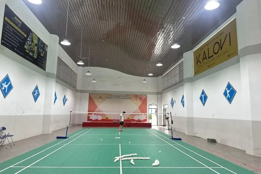 sân cầu lông Quận Tây Hồ