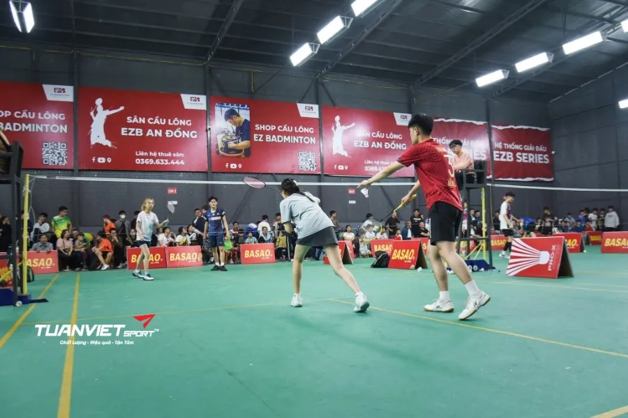 S&acirc;n cầu l&ocirc;ng EZB Văn Cao - S&acirc;n cầu l&ocirc;ng tỉnh Hải Ph&ograve;ng