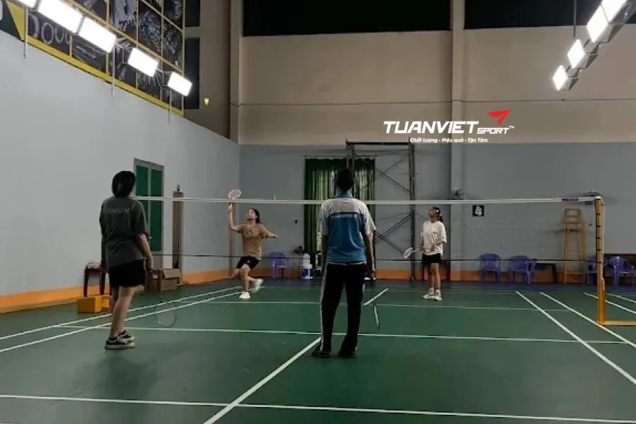 S&acirc;n cầu l&ocirc;ng An B&igrave;nh - S&acirc;n cầu l&ocirc;ng Th&agrave;nh phố Dĩ An