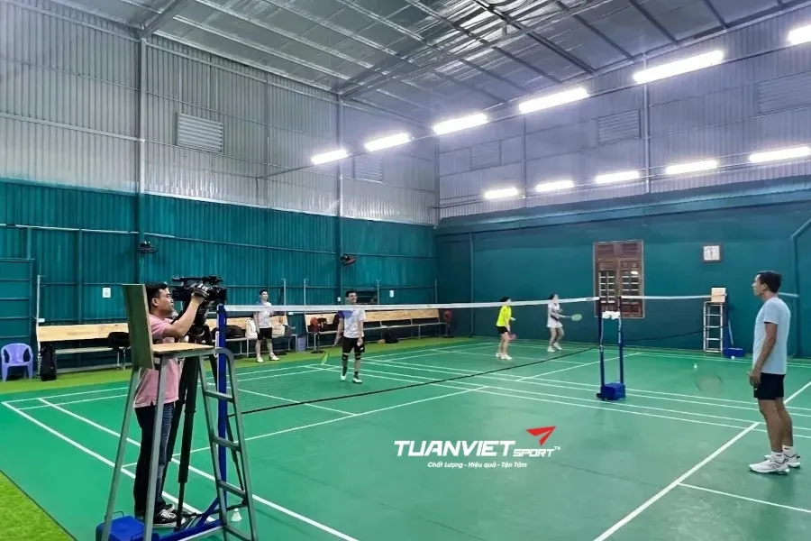S&acirc;n cầu l&ocirc;ng Anh Thư Badminton - S&acirc;n cầu l&ocirc;ng Th&agrave;nh phố Dĩ An
