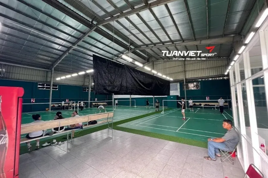 S&acirc;n cầu l&ocirc;ng Anh Thư Badminton - S&acirc;n cầu l&ocirc;ng Th&agrave;nh phố Dĩ An
