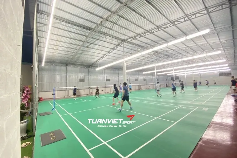 CLB cầu l&ocirc;ng TPT Sport - L&agrave;ng Đại học - S&acirc;n cầu l&ocirc;ng Th&agrave;nh phố Dĩ An