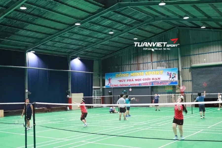 S&acirc;n cầu l&ocirc;ng Đ&ocirc;ng Minh Sport - S&acirc;n cầu l&ocirc;ng Th&agrave;nh phố Dĩ An