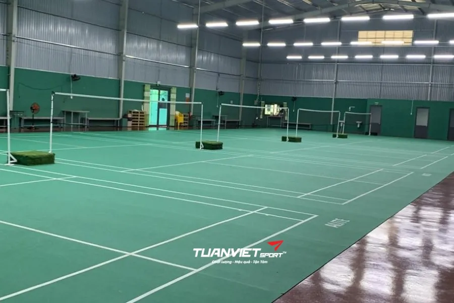 S&acirc;n Cầu L&ocirc;ng Năm Tr&uacute;c - S&acirc;n cầu l&ocirc;ng Th&agrave;nh phố Thuận An