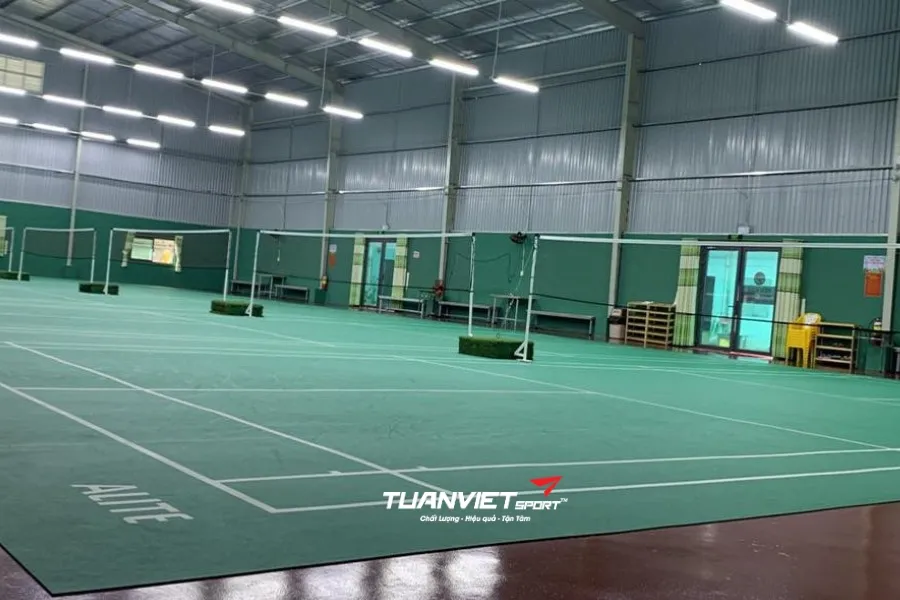 S&acirc;n Cầu L&ocirc;ng Năm Tr&uacute;c - S&acirc;n cầu l&ocirc;ng Th&agrave;nh phố Thuận An