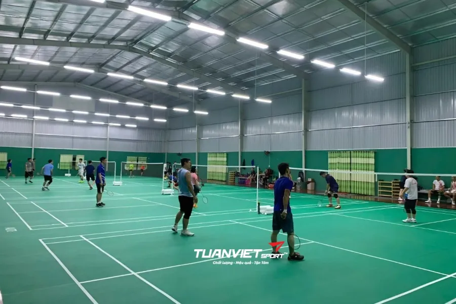 S&acirc;n Cầu L&ocirc;ng Năm Tr&uacute;c - S&acirc;n cầu l&ocirc;ng Th&agrave;nh phố Thuận An