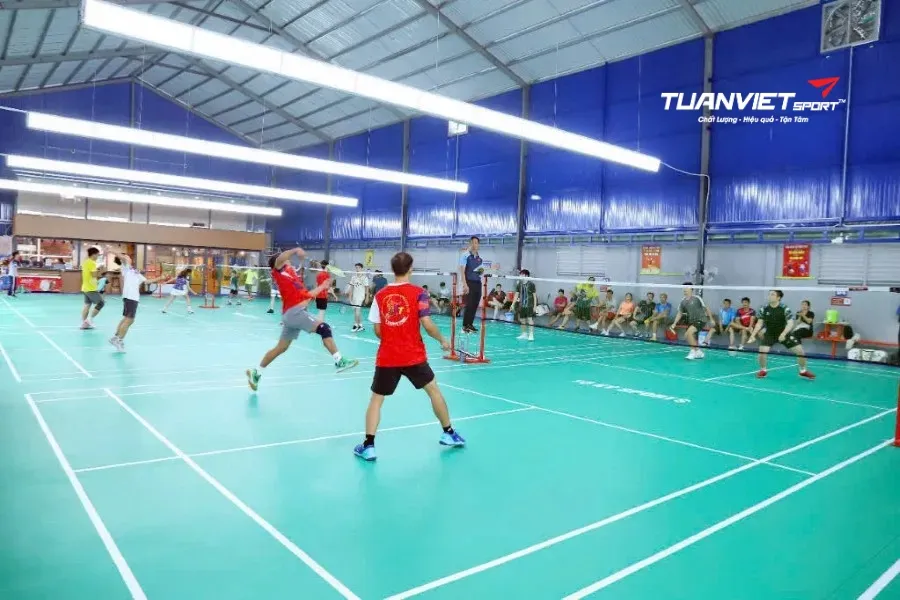 S&acirc;n cầu l&ocirc;ng T&ocirc; K&yacute; - S&acirc;n cầu l&ocirc;ng Huyện H&oacute;c M&ocirc;n