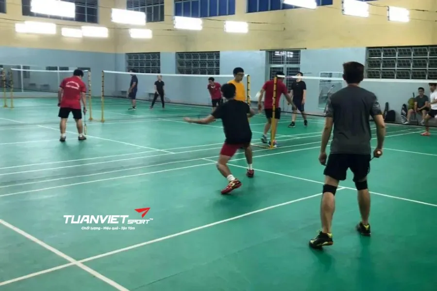 CLB cầu lông Lê Quý Đôn Q11 - Sân cầu lông Quận 11