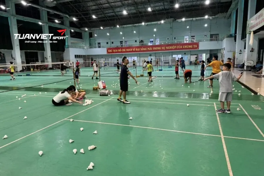 Sân cầu lông Phú Thọ - Sân cầu lông Quận 11
