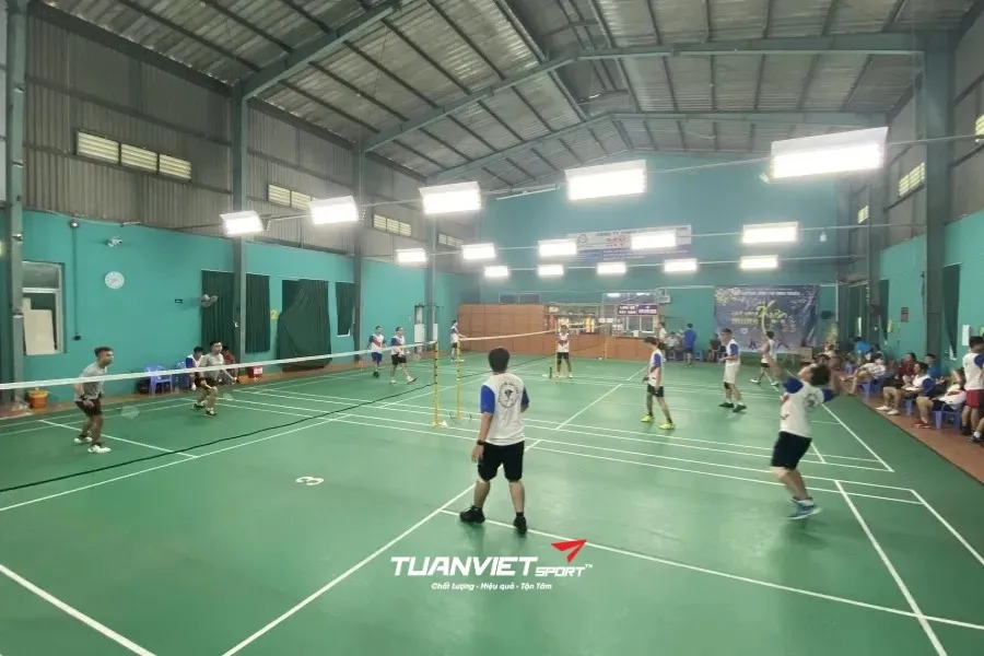 CLB cầu lông Tân Hưng Thuận - Sân cầu lông Quận 12