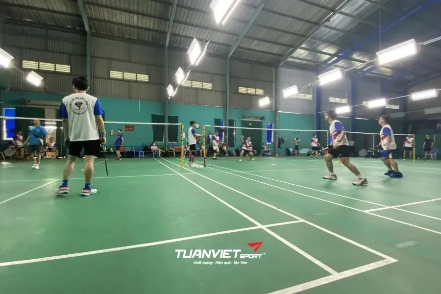 CLB cầu lông Tân Hưng Thuận - Sân cầu lông Quận 12