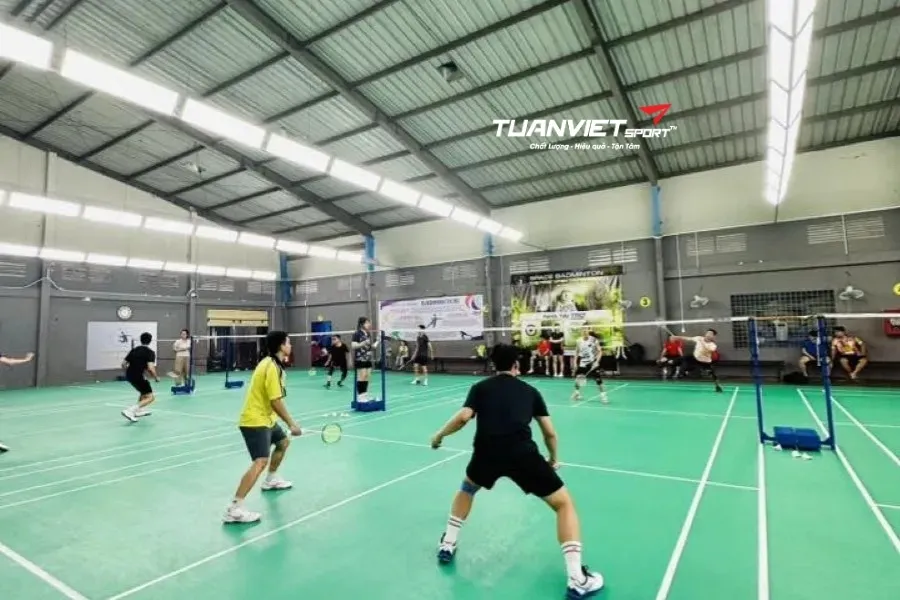 Sân cầu lông Space Badminton - Sân cầu lông Quận 12