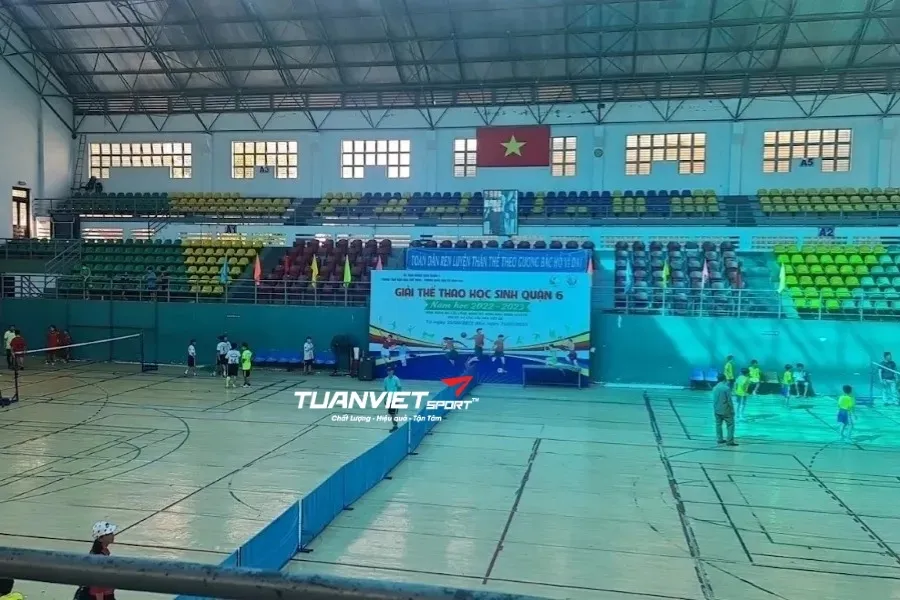 Sân Cầu Lông Nhà Thi Đấu Quận 6 - Sân cầu lông Quận 6