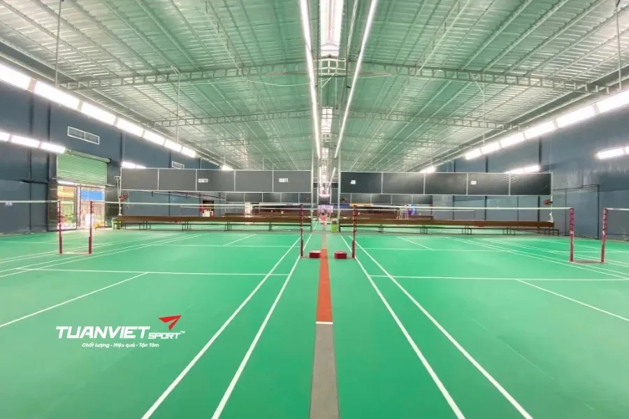 Sân Cầu Lông QV Badminton - Sân cầu lông Quận 7