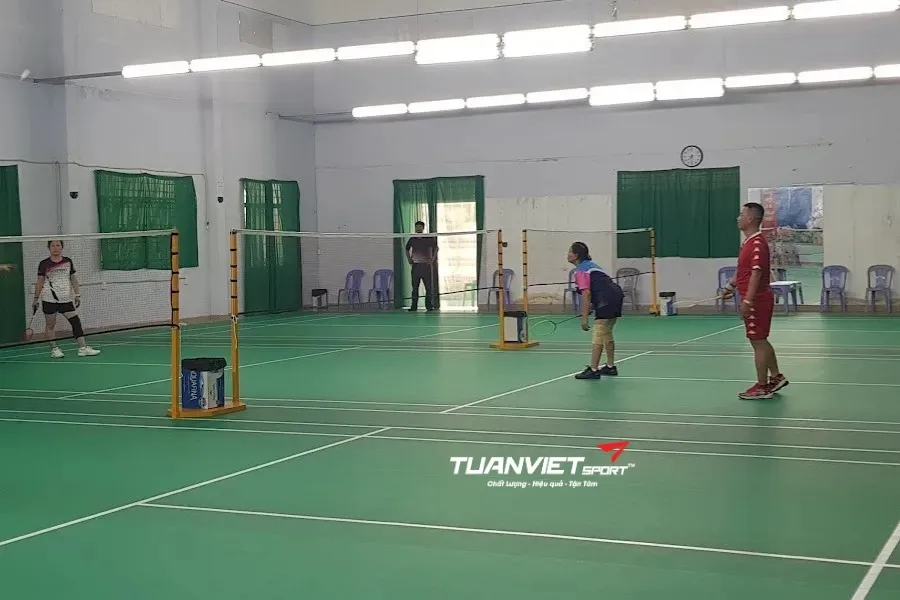 Sân cầu lông Liên Phường Tân Tạo - Sân cầu lông Quận Bình Tân
