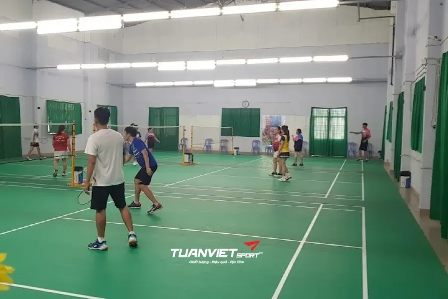 Sân cầu lông Liên Phường Tân Tạo - Sân cầu lông Quận Bình Tân