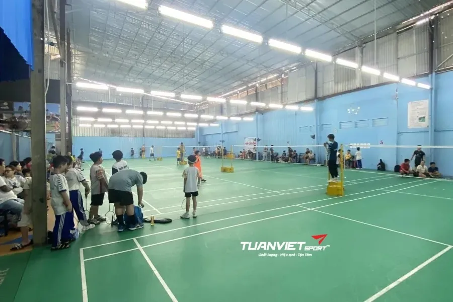 C&acirc;u lạc bộ Cầu L&ocirc;ng TTC - S&acirc;n cầu l&ocirc;ng quận T&acirc;n Ph&uacute;