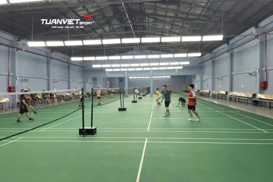 S&acirc;n Cầu L&ocirc;ng EON - S&acirc;n cầu l&ocirc;ng Huyện B&igrave;nh Ch&aacute;nh