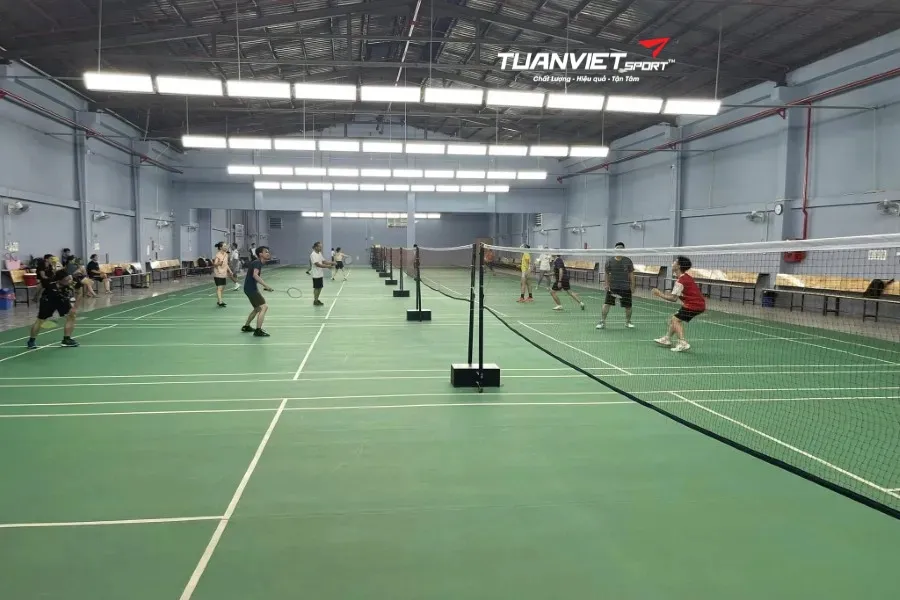 S&acirc;n Cầu L&ocirc;ng EON - S&acirc;n cầu l&ocirc;ng Huyện B&igrave;nh Ch&aacute;nh