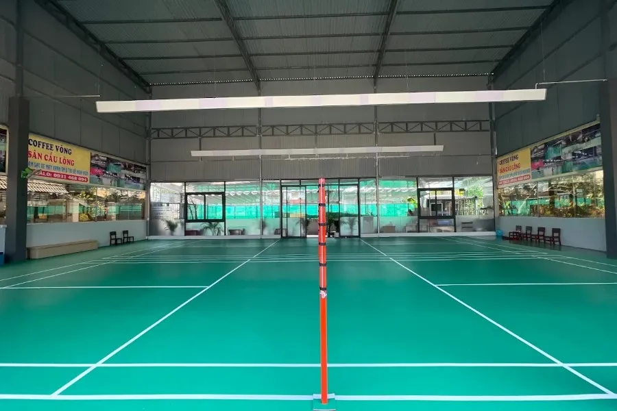 s&acirc;n Cầu l&ocirc;ng Huyện H&oacute;c M&ocirc;n