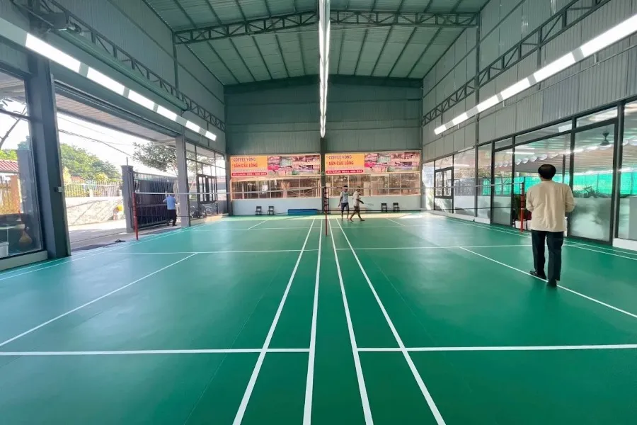 s&acirc;n Cầu l&ocirc;ng Huyện H&oacute;c M&ocirc;n