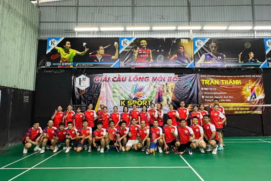 s&acirc;n Cầu l&ocirc;ng Huyện H&oacute;c M&ocirc;n