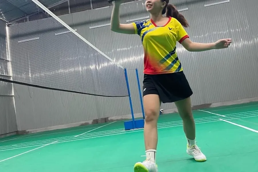 s&acirc;n Cầu l&ocirc;ng Huyện H&oacute;c M&ocirc;n