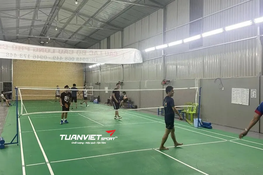 CLB Cầu L&ocirc;ng Ph&uacute; Ch&aacute;nh - S&acirc;n Cầu l&ocirc;ng tại Th&agrave;nh phố T&acirc;n Uy&ecirc;n tỉnh B&igrave;nh Dương (TP.HCM mới)