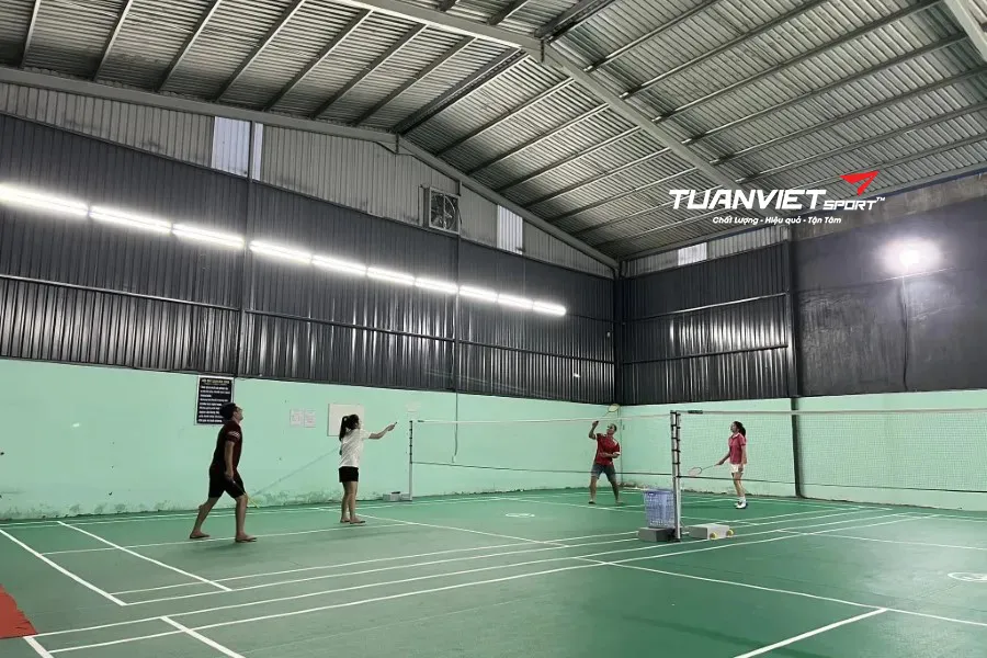 S&acirc;n Cầu L&ocirc;ng T&acirc;n Hiệp - S&acirc;n Cầu l&ocirc;ng tại Th&agrave;nh phố T&acirc;n Uy&ecirc;n tỉnh B&igrave;nh Dương (TP.HCM mới)