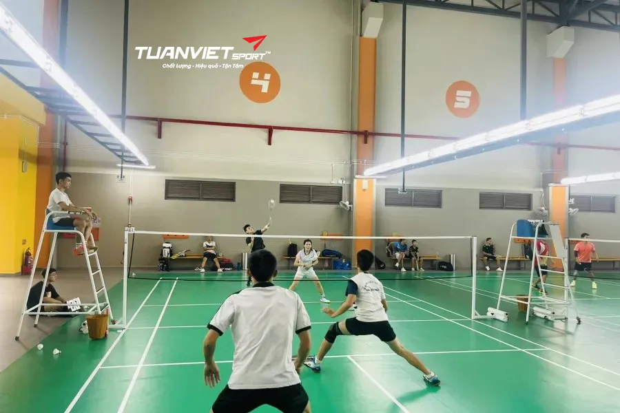 S&acirc;n Cầu L&ocirc;ng The Sun Sports Center - S&acirc;n Cầu l&ocirc;ng tại Th&agrave;nh phố T&acirc;n Uy&ecirc;n tỉnh B&igrave;nh Dương (TP.HCM mới)