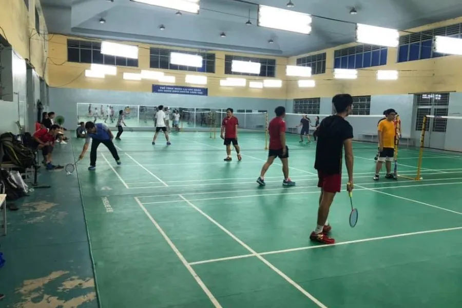 sân cầu lông Quận 11