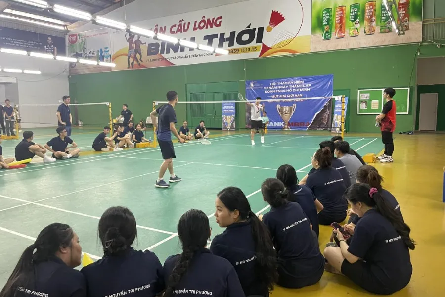 sân cầu lông Quận 11