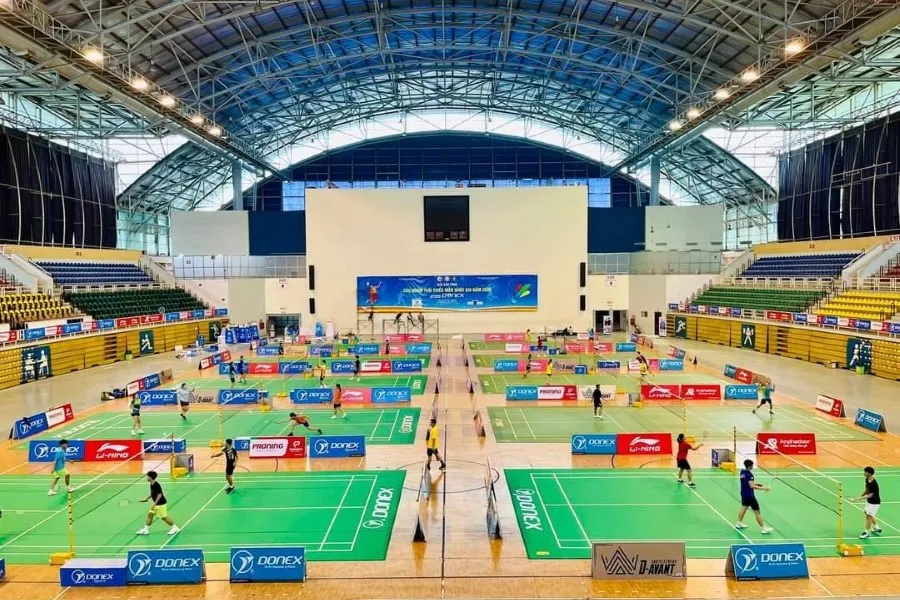 sân cầu lông Quận 11