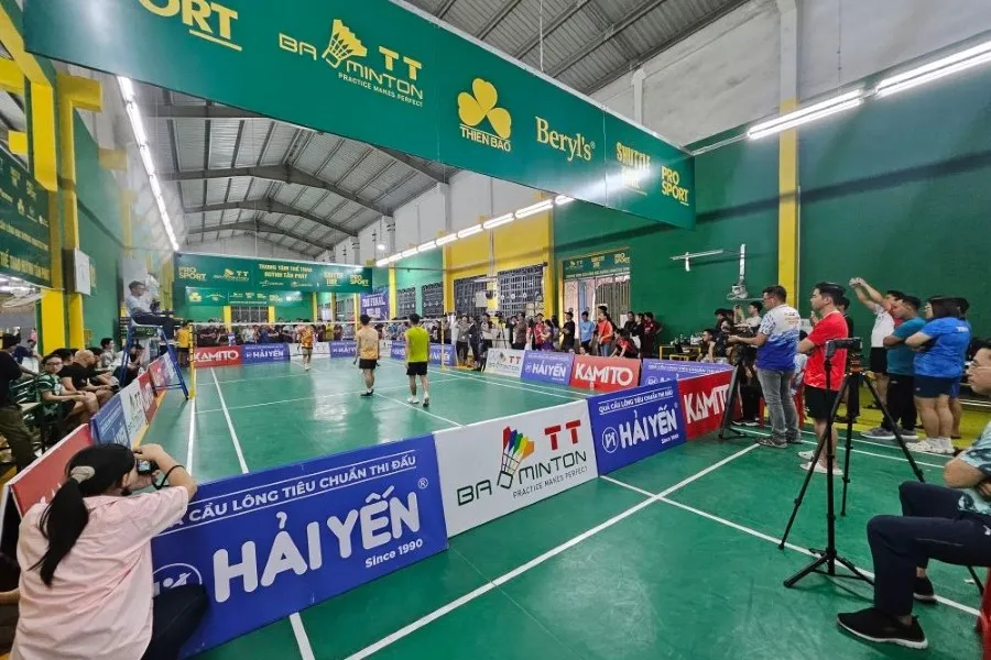 sân Cầu lông Quận 7