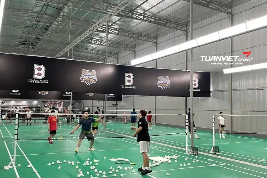 Sân cầu lông The B Hoàng Văn Thụ - Badminton & Pickleball - Sân cầu lông quận Phú Nhuận