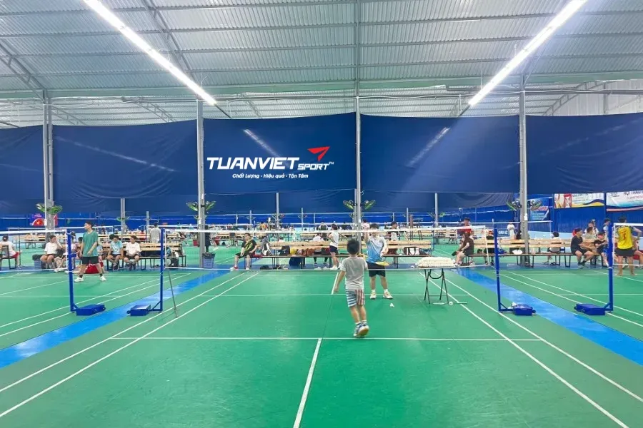 Sân Cầu lông Hoàng Hoa Thám - Sân cầu lông quận Tân Bình