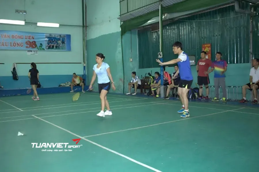 Sân cầu lông 98 - Sân cầu lông quận Tân Bình