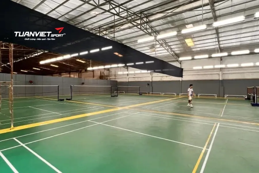 Sân cầu lông 18B Cộng Hoà - Sân cầu lông quận Tân Bình