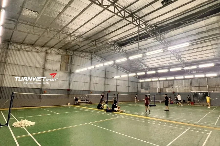 Sân cầu lông 18B Cộng Hoà - Sân cầu lông quận Tân Bình