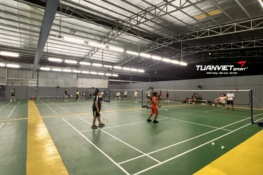 Sân cầu lông 18B Cộng Hoà - Sân cầu lông quận Tân Bình
