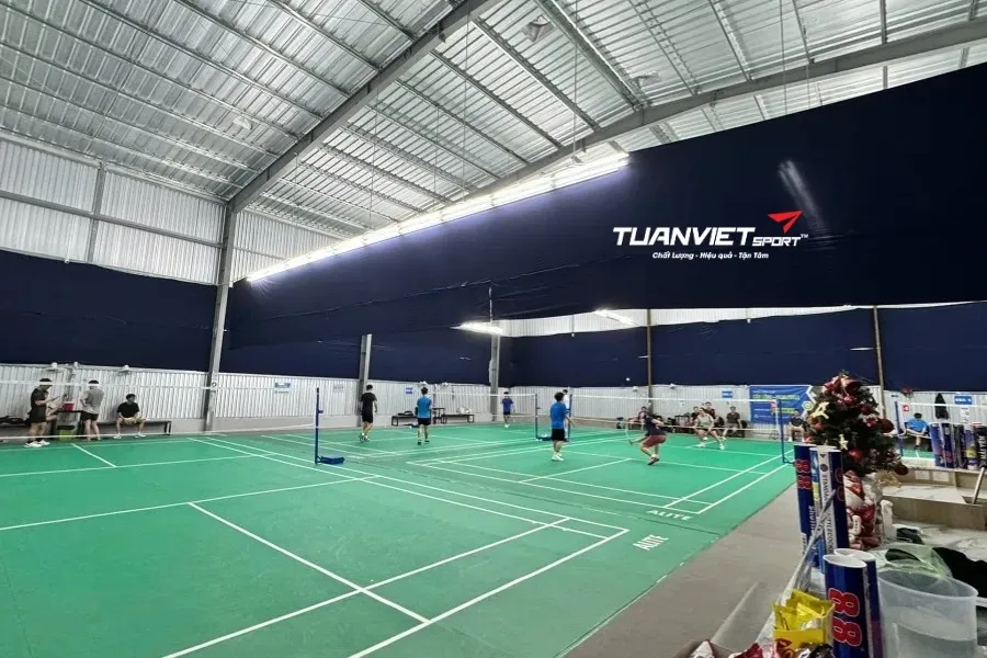 Sân Cầu Lông Nhóm Bạn - sân cầu lông Quận Tân Phú