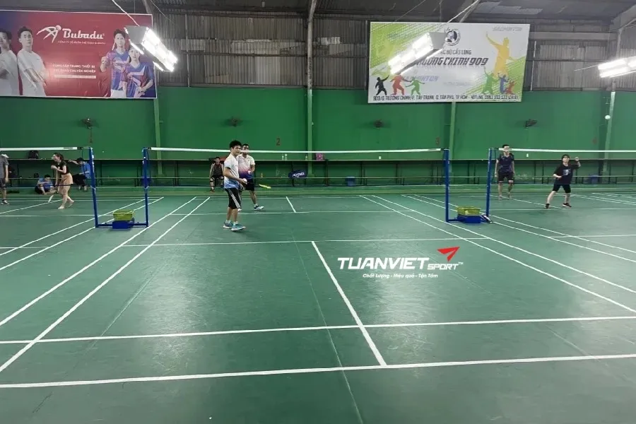 CLB cầu lông Trường Chinh 909 - Sân cầu lông Quận Tân Phú