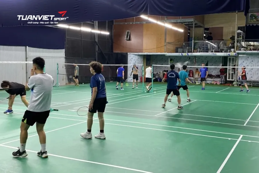 Sân cầu lông Hi-tech Sport - Sân cầu lông tỉnh Lâm Đồng