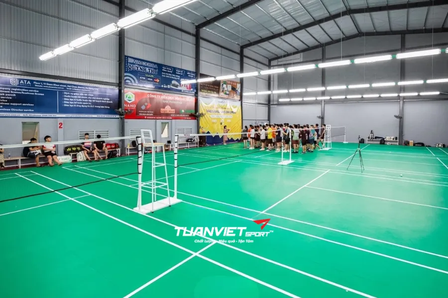 S&acirc;n cầu l&ocirc;ng Dương Gia HX