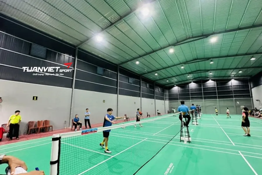 Sân cầu lông Trung Ngọc - Sân cầu lông tỉnh Vĩnh Long