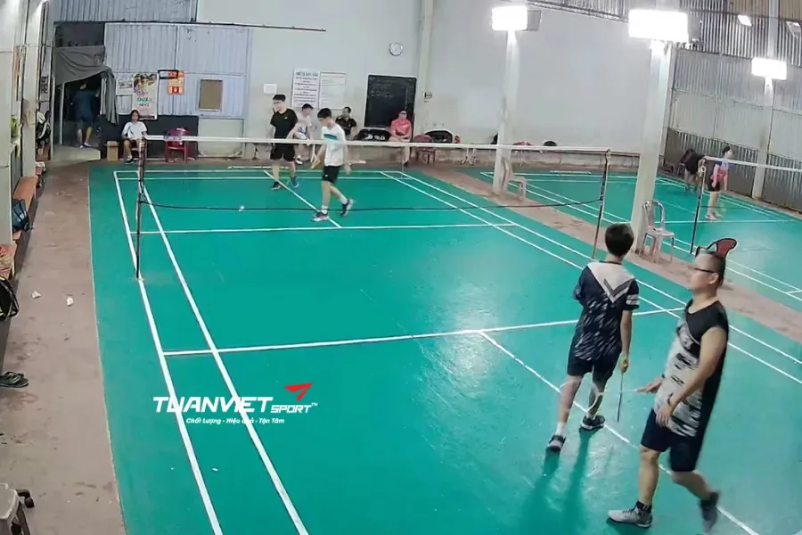 Sân cầu lông Tân Hội - S&acirc;n cầu l&ocirc;ng tỉnh Vĩnh Long