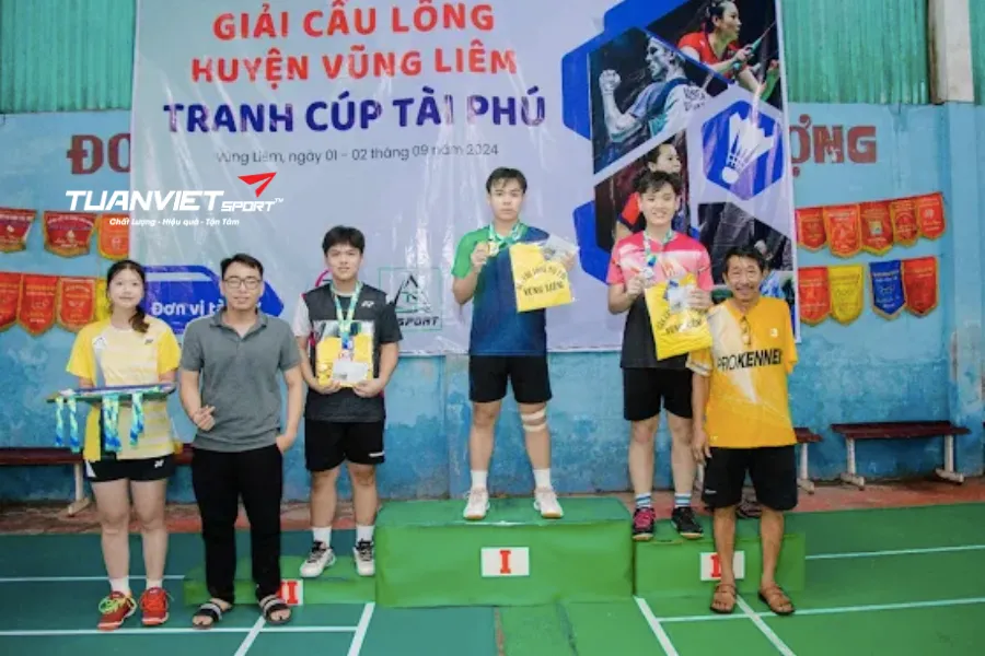 S&acirc;n cầu l&ocirc;ng T&agrave;i Ph&uacute; - S&acirc;n cầu l&ocirc;ng tỉnh Vĩnh Long