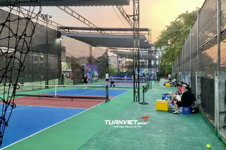 Sân Pickleball Hồ Thạch Bàn - Sân pickleball Quận Long Biên