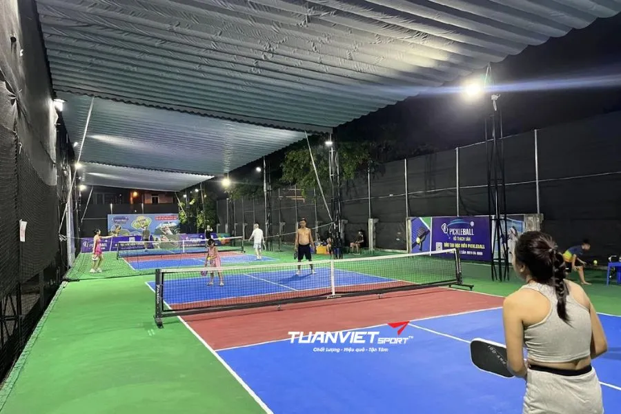 Sân Pickleball Hồ Thạch Bàn - Sân pickleball Quận Long Biên